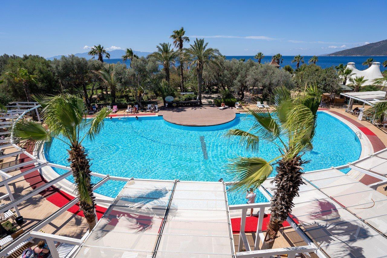 Latanya Park Resort Yaliciftlik Esterno foto