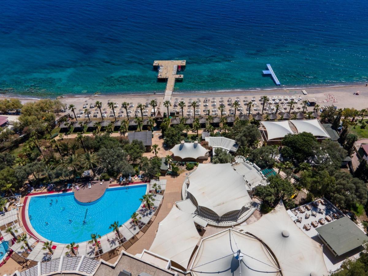 Latanya Park Resort Yaliciftlik Esterno foto